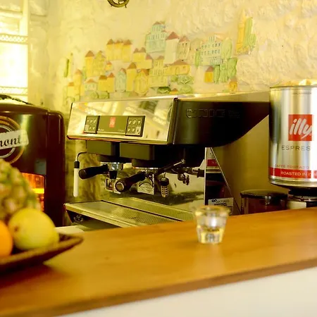 Han/Misafirhane Sun Alaçatı